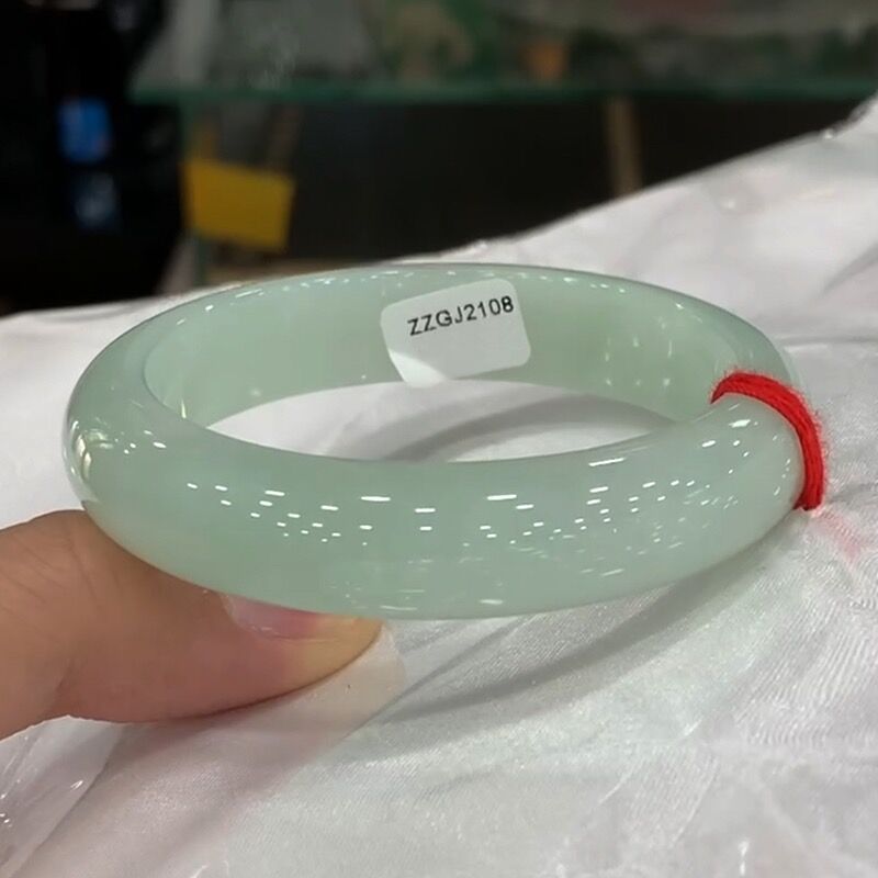 Bracelets - سوار من اليشم الطبيعي البورمي من