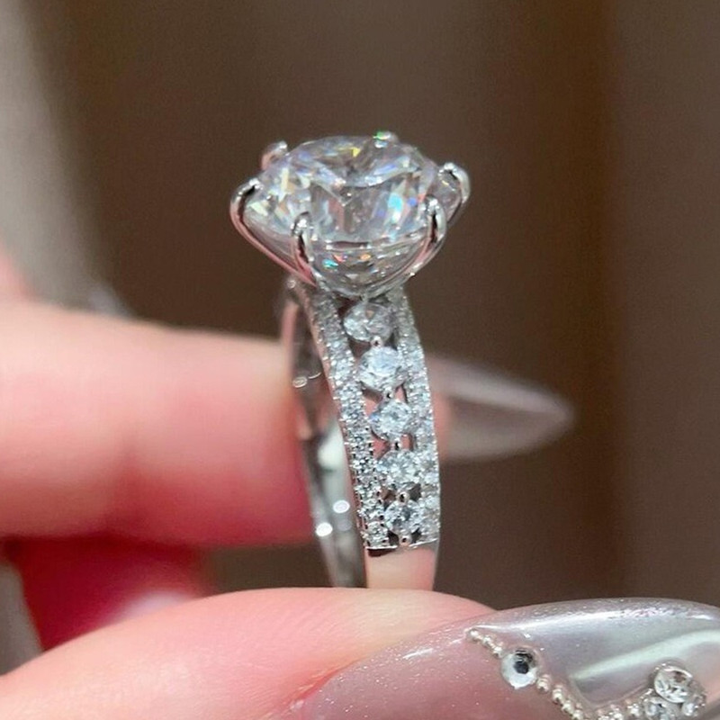 Moissanite Engagement Ring 1 Carat - خاتم نسائي من الفضة الإسترلينية عيار