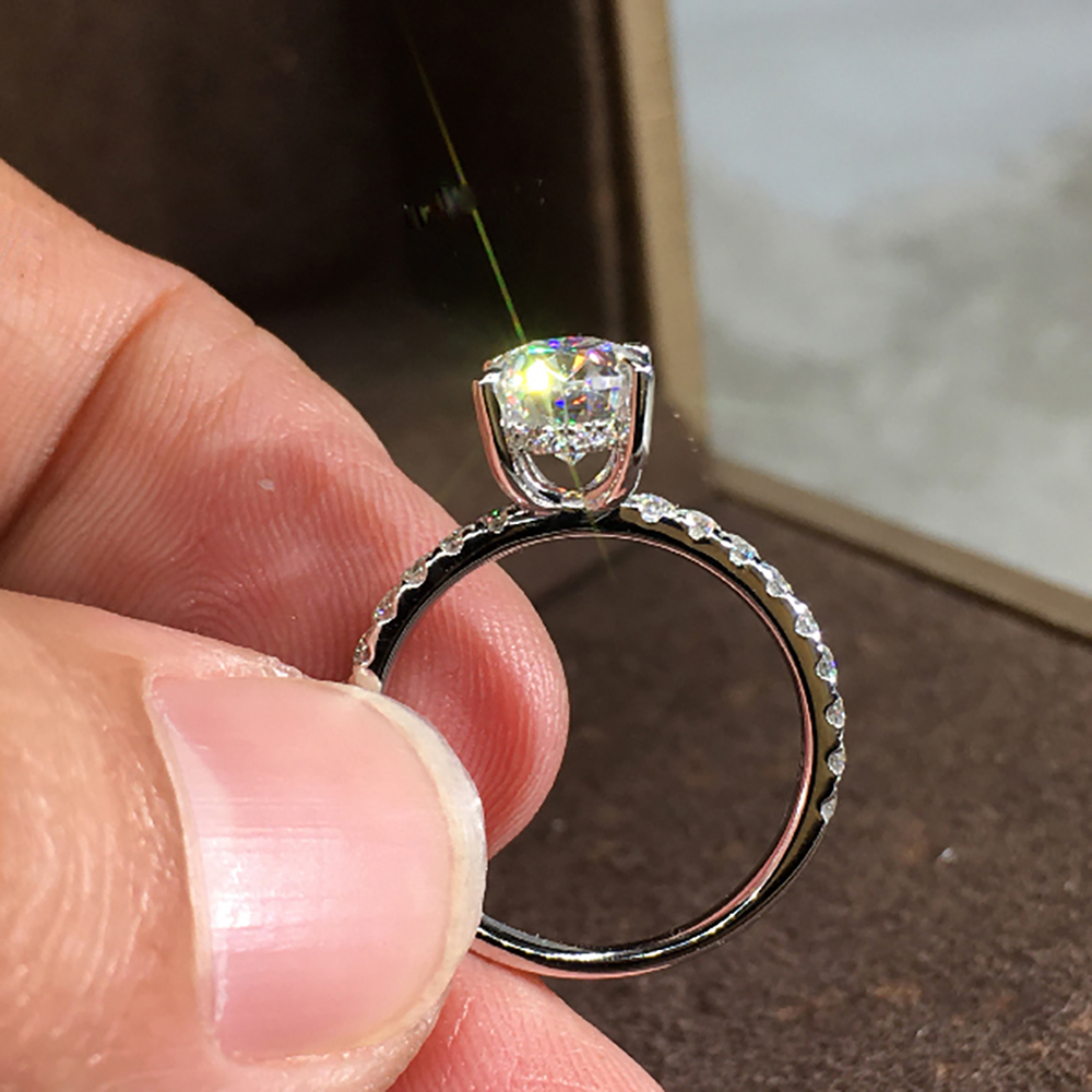 خاتم نسائي مخصص من الذهب الأبي - مراجعة Moissanite Engagement Ring 1 Carat وسعره