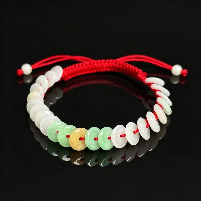 سوار من اليشم الطبيعي من الدرج - مراجعة Bracelets وسعره