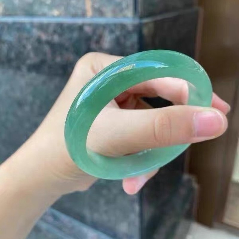 سوار اليشم الأنيق ذو ملمس شمعي - مراجعة Bracelets وسعره